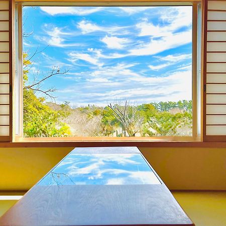 Cozy Villa With Hot Springs And Nature 伊东 外观 照片